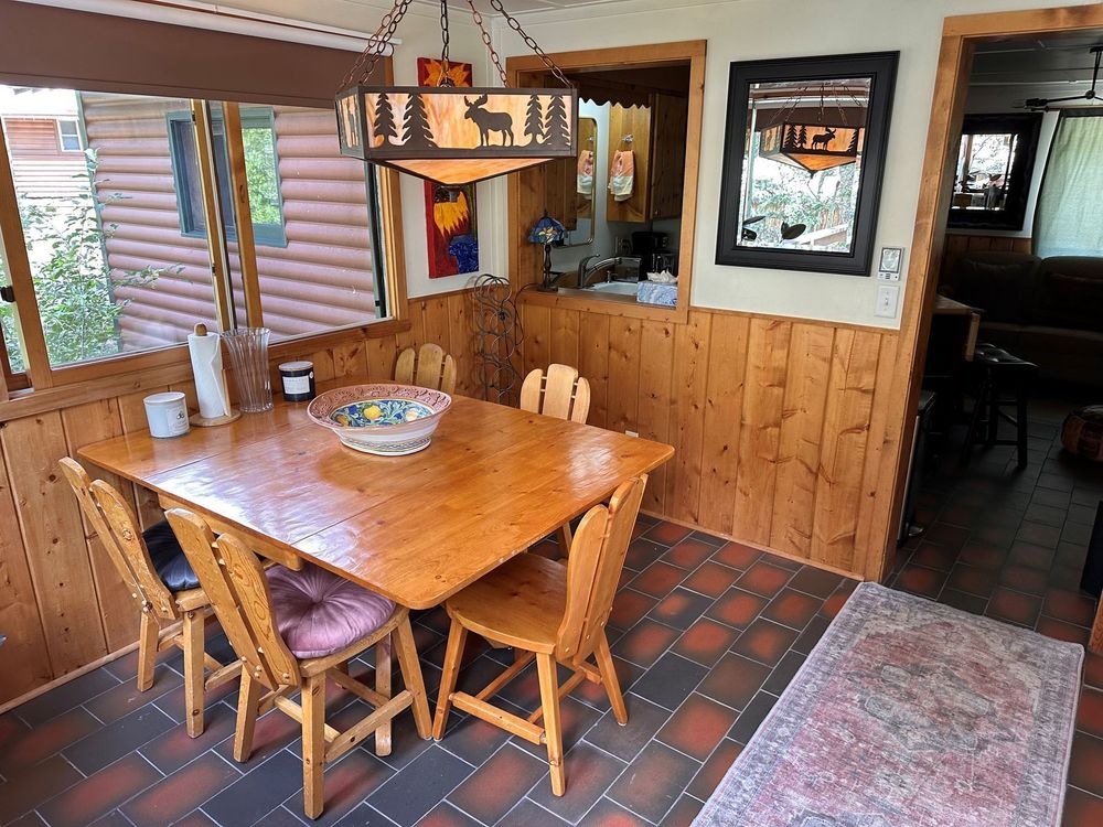 The Ranch dining table